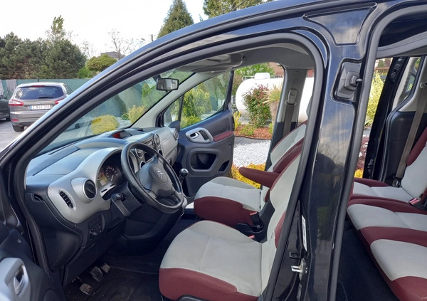 Citroen Berlingo cena 16900 przebieg: 221000, rok produkcji 2009 z Chorzele małe 191